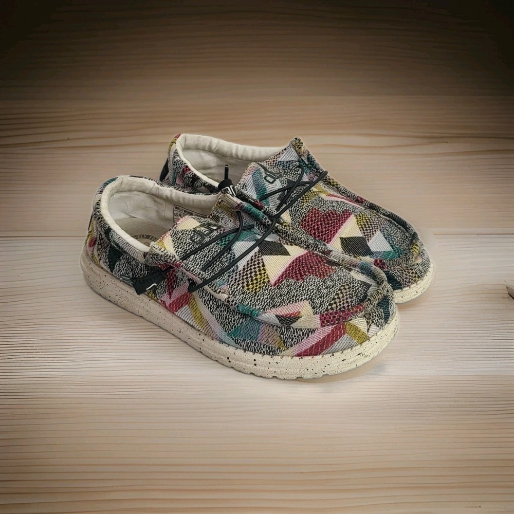 Hey Dude Wally Woven Peacock Shoes Men's Size 8 Sneakers